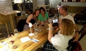 Food & wine pairing la VINO, cu Chef Ileana Braniste si vinuri Kvint