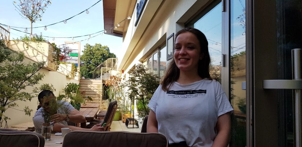 Frank Bistro &amp; Dessert Bar, bucatarie urbana la Piata 1 Mai