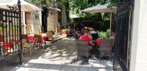 La Ceaunu Crapat, restaurant traditional romanesc in Thomas Masaryk