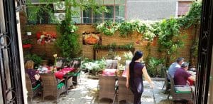 La Ceaunu Crapat, restaurant traditional romanesc in Thomas Masaryk