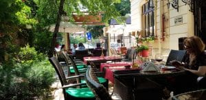 La Ceaunu Crapat, restaurant traditional romanesc in Thomas Masaryk