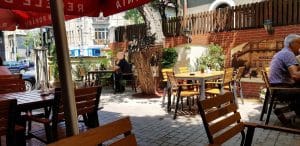 La Conac, restaurant cu bucatarie romaneasca si multicuisine in Pache Protopopescu