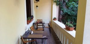 La Conac, restaurant cu bucatarie romaneasca si multicuisine in Pache Protopopescu