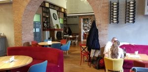 La Mama Atheneu, restaurant cu bucatarie urbana romaneasca