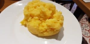 La Mama Atheneu, restaurant cu bucatarie urbana romaneasca