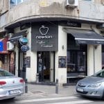 Newton Coffees & Cocktails, cafenea in J L Calderon colt cu Thomas Masaryk