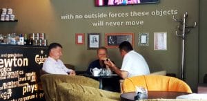 Newton Coffees & Cocktails, cafenea in J L Calderon colt cu Thomas Masaryk