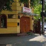 Pache Protopopescu la Traian, cu restaurantele La Conac, Taverna Zorba, Chong Qing