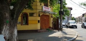 Pache Protopopescu la Traian, cu restaurantele La Conac, Taverna Zorba, Chong Qing