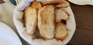 SAVART, restaurant cu bucatarie internationala in sediul UNITER din Bucuresti