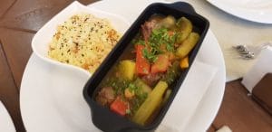 SAVART, restaurant cu bucatarie internationala in sediul UNITER din Bucuresti