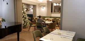 Savart, restaurant cu bucatarie frantuzeasca fina la Biserica Alba