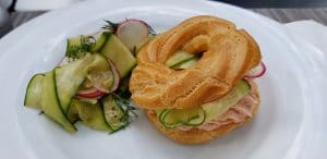 SAVART, restaurant cu bucatarie internationala in sediul UNITER din Bucuresti