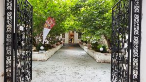 Scoici si Creveti, restaurant grecesc cu fructe de mare, fostul Kos