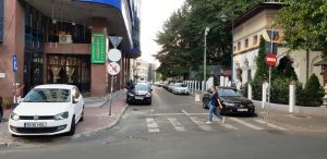 Strada Batistei, la Biserica Batistei si restaurantul cu autoservire Batistei