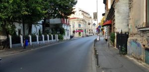 Strada Batistei, la Biserica Batistei si restaurantul cu autoservire Batistei