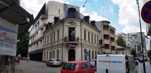 Strada George Enescu, Hotel Mercure, Oriflame, restaurantul Savart, Uniter...