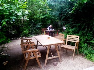 Teahouse 5, ceainarie boema pe strada Olimpului din Bucuresti