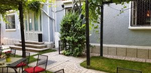 The Vine Bistro, terasa boema in strada Popa Nan din Bucuresti