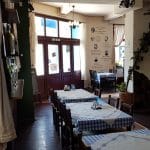 Zorba's Taverna, restaurant traditional grecesc in Pache Protopopescu