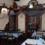 Zorba's Taverna, restaurant traditional grecesc in Pache Protopopescu