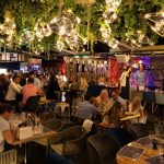 Aperitivo Bar & Lounge by Isoletta, restaurant pe ponton in Parcul Herastrau