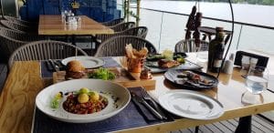 Aperitivo Lounge and Bar, restaurant si terasa in Parcul Herastrau