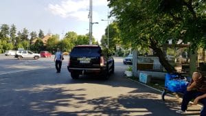 Arcul de Triumf, cu Arc Bakery si restaurantul Il Corso