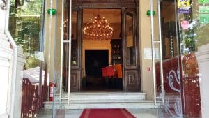 Barrio, restaurant cu terasa la Piata Amzei in Bucuresti