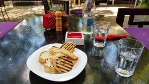 Barrio, restaurant cu terasa la Piata Amzei in Bucuresti