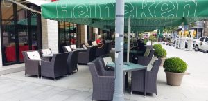 Bellini, restaurant italian in Centrul Vechi, pe la Biserica Rusa in Piata Universitatii