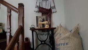 Camera din spate a cafenelei ceainarie Camera din Fata din Piata Amzei