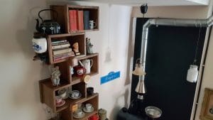 Camera din spate a cafenelei ceainarie Camera din Fata din Piata Amzei