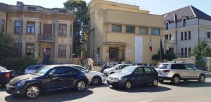 Cartierul Dorobantilor pe la restaurantele Uptown si Nido, spre birourile Restocracy