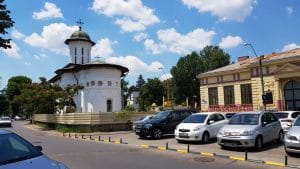 Cotroceni la Biserica Sfantul Elefterie, cu restaurantul Museum, Roland si altele