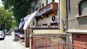 Cotroceni la Biserica Sfantul Elefterie, cu restaurantul Museum, Roland si altele