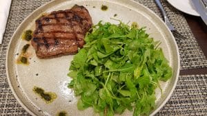 Garden Grille & Bar, restaurantul Hotelului Hilton Garden Inn din Centrul Vechi