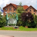 Hotel Caro cu restaurantele La Vitrine si Clasic, Terasa Glucoza si winebarul 1000 de Chipuri