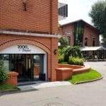 Hotel Caro cu restaurantele La Vitrine si Clasic, Terasa Glucoza si winebarul 1000 de Chipuri
