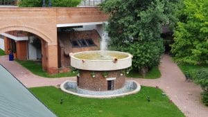 La Vitrine Restaurant & Lounge, la Hotelul Caro din Bucuresti