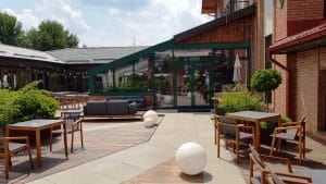 La Vitrine Restaurant & Lounge, la Hotelul Caro din Bucuresti