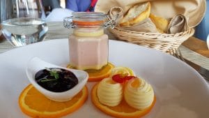 La Vitrine Restaurant & Lounge, la Hotelul Caro din Bucuresti