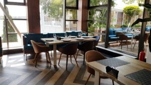 Limo Cuisine si Kayo Club in complexul Bonton palace din Parcul Herastrau