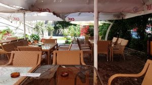 London Garden, terasa cafenea in Piata Amzei, langa Tonka