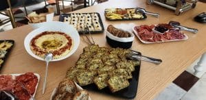 Nido Kitchen & Wine, restaurant international in Alea Alexandru