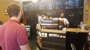 Milu Cafe, cafenea boema langa magazinul Cocor din Bucuresti