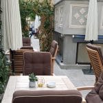 Nido Secret Garden, terasa restaurantului din Aleea Alexandru