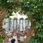 Nido Secret Garden, terasa restaurantului din Aleea Alexandru