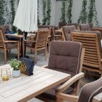 Nido Secret Garden, terasa restaurantului din Aleea Alexandru