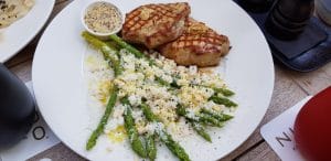 Nido Kitchen & Wine, restaurant international in Alea Alexandru